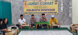 Melalui Program Jumat Curhat, Polresta Denpasar Sambangi Masjid Darussalam Ubung