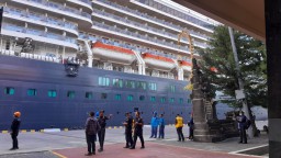 Ribuan Wisatawan Datang ke Bali Melalui Pelabuhan Benoa