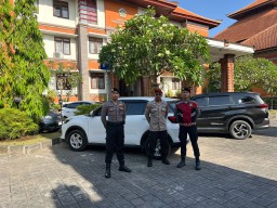 Pengamanan Ketat Gudang Logistik Pemilukada Kota Denpasar