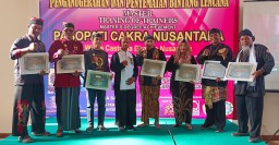 PENGANUGERAHAN GELAR MASTER KOMPETEN