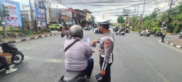 Polresta Denpasar Gelar Operasi Zebra Agung 2024 di Simpang Camat untuk Tingkatkan Kesadaran Berlalu