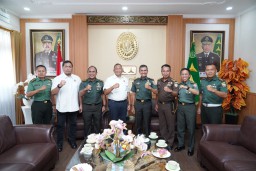 Simakrama Pangdam IX/Udayana Dengan Kajati Bali