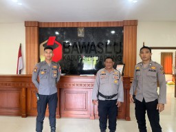 Polresta Denpasar Tingkatkan Pengamanan Kantor KPU dan Bawaslu Badung dalam Rangka Kampanye Pilkada