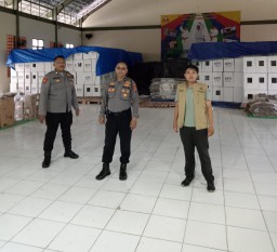 Polresta Denpasar Pengamanan Gudang Logistik Pilkada 2024 di Kota Denpasar