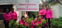 Bhayangkari Ranting Gilimanuk Laksanakan Penanaman Sayur dan Perawatan Tanaman untuk Dukung Ketahanan Pangan