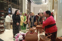 Persit Kartika Chandra Kirana PD IX/Udayana Tampilkan Kreasi dalam Program "Persit Bisa"