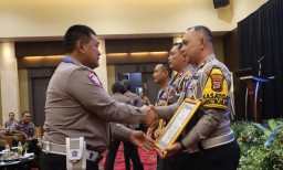 Direktorat Lalu Lintas Polda Lampung Berikan Penghargaan kepada Satlantas Polres Tanggamus atas Kinerja 2024