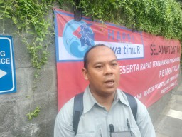Penolakan Reklamasi Pesisir Timur Surabaya Nelayan dan Masyarakat Desak Transparansi