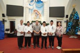 Kakanwil Kemenag Jatim Tinjau Kesiapan Gereja