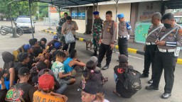 Pengamanan dan Pengembalian Anak Punk di Pelabuhan Gilimanuk: Polsek Kawasan Pelabuhan Gilimanuk Berikan Pembinaan