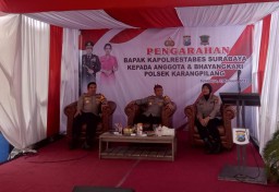 Kapolrestabes Surabaya Kunjungi Polsek Karang Pilang
