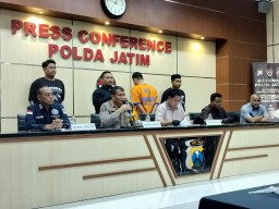 Akhirnya Pembunuhan Sadis di Kediri, Mayat Ditemukan Dalam Koper Di Ungkap Polda Jatim