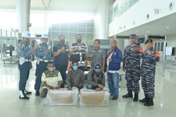 Satgaspam TNI AL Bandara Juanda Gagalkan Upaya Penyelundupan Benih Bening Lobster Senilai 9 Milyar