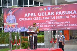 Kapolres Gresik bersama Forkompimda Gelar Apel Operasi Keselamatan Semeru 2025