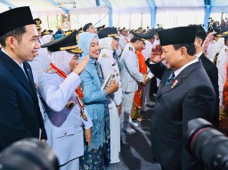 Resmi Dilantik Presiden sebagai Gubernur dan Wagub Jatim 2025-2030