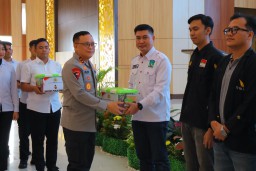 Sambut Ramadhan 1446 Hijriah, Polda Lampung Gandeng Elemen Mahasiswa Distribusikan 4.500 Paket Sembako