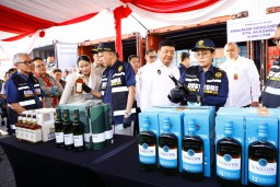 Pj. Gubernur Adhy Berkomitmen Penuh Dukung Pencegahan dan Pemberantasan Penyelundupan di Jatim