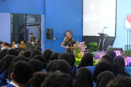 Pangdam IX/Udayana Berikan Kuliah Umum Kebangsaan di STIE Bima