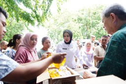Wakil Bupati Sidoarjo Sidak Pasar Porong, Pastikan Ketersediaan Bahan Pokok Selama Ramadhan