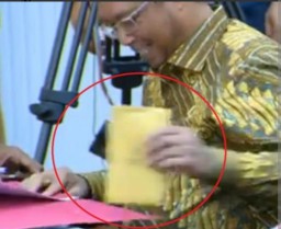 KAMAKSI: Klarifikasi Herman Khaeron Diragukan