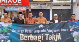 Grup Info Pringsewu Berbagi Takjil, Wujud Kekompakan di Bulan Suci Ramadhan