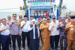 Gubernur Khofifah Pastikan Pemudik Gratis Jalur Laut Aman, Nyaman dan Bahagia