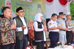 Gubernur Khofifah Lepas Mudik Gratis Pemprov Jatim 2025