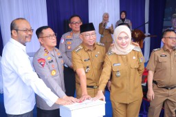 Gubernur Mirza dan Kapolda Lampung Luncurkan Samsat Digital Drive Thru untuk Perpanjangan STNK