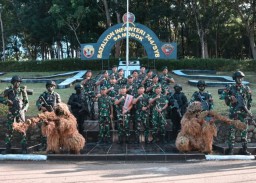 Pangdam IX/Udayana Kunjungi Yonif 744/SYB, Tekankan Disiplin dan Loyalitas Prajurit Perbatasan
