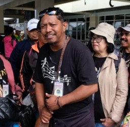 Perjalanan Mudik di Pelabuhan Tanjung Perak Berjalan Lancar, Pemudik Apresiasi Kinerja Kepolisian