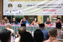 Wakil Bupati Sidoarjo Hj. Mimik Idayana Hadiri Sosialisasi dan Musyawarah Desa di Kedondong,Dorong Pembentukan Koperasi