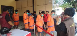 Bawa Besi Panjang, Enam Pemuda Mabuk Mengamuk di Jalan Raya Dua Remaja Terluka Parah