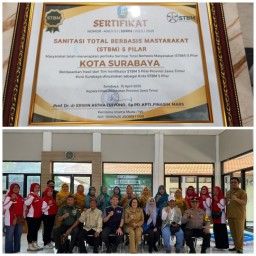 Kecamatan Simokerto Mendapatkan Penghargaan dan Sertifikat 5 Pilar ( STBM ) Kota Surabaya