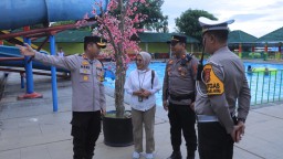 Kapolres Metro Tinjau Pos Pam Dan Pos Yan Serta Objek Wisata Saat Hari Raya Idul Fitri 1446 H