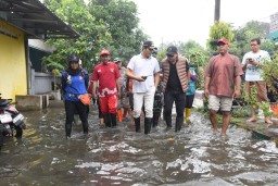 Sidak Banjir, Bupati Subandi Siapkan Pompa dan Bangun Kisdam