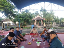 Ketua dan Pengurus DPC Ormas IPPAMA Bertakziah ke Kediaman H. Rasid, Ketua Umum Ormas IPPAMA