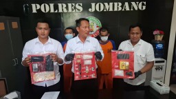Pasang Ranjauan Dipinggir Jalan, 2 Pengedar Narkotika Kelas Kakap Diamankan Satreskoba Polres Jombang