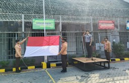 Upacara Peringatan 17 Juni 2025: Lapas Sidoarjo Tanamkan Jiwa Bela Negara kepada WBP