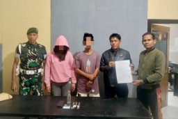 OTT Pengedar Narkoba, Kodim 1608/Bima amankan 2 Orang Pelaku & Barang Bukti