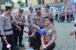 38 Personel Polres Tanggamus Naik Pangkat di Hari Bhayangkara ke 79