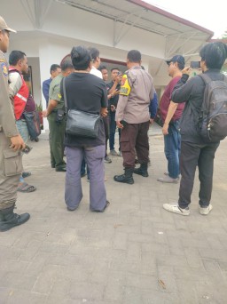 Parkir Tanpa Izin, Kopi Kenangan Surabaya Nyaris Disetop Warga