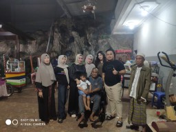 Direktur PT.Senopati Manggala Multindo (SMM ) Rayakan Ulang Tahun Ke-26 Tahun