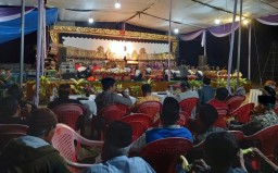 Pagelaran Wayang Kulit Semalam Suntuk Mewarnai Bersih Desa atau Hut Desa Gumukmas yang Ke 95 Tahun 