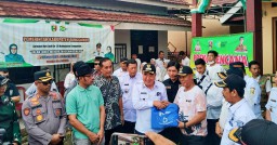Bersama Bupati, Kapolres Tanggamus Tinjau Wilayah Terdampak Banjir dan Berikan Bahan Pokok