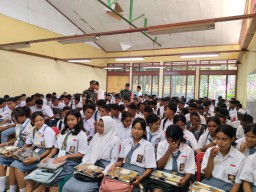 2.376 Siswa SMK Negeri 2 Ende Nikmati Makan Bergizi Gratis di Lingkungan Sekolah