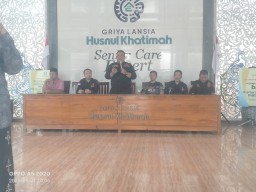 GRIB JAYA Jatim Beri Apresiasi kepada Griya Lansia Husnul Khotimah Malang