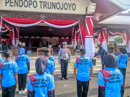 POLICE GOES TO SCHOOL, POLRES SAMPANG GELAR LATIHAN PEMANTAPAN GERAKAN VARIASI DAN 12 GERAKAN LALU LINTAS POCIL