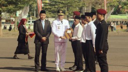 Pemberian Remisi Dasawarsa dan Remisi Umum dalam Rangka Hari Kemerdekaan Republik Indonesia ke-80