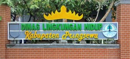 Diduga Janggal, Anggaran Rp100 Juta Pemeliharaan Lapangan DLH Pringsewu Dipertanyakan