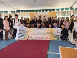 Puluhan Mahasiswa dan Dosen Asing Kunjungi YPPI Schools, Pelajari Kekayaan Budaya Indonesia